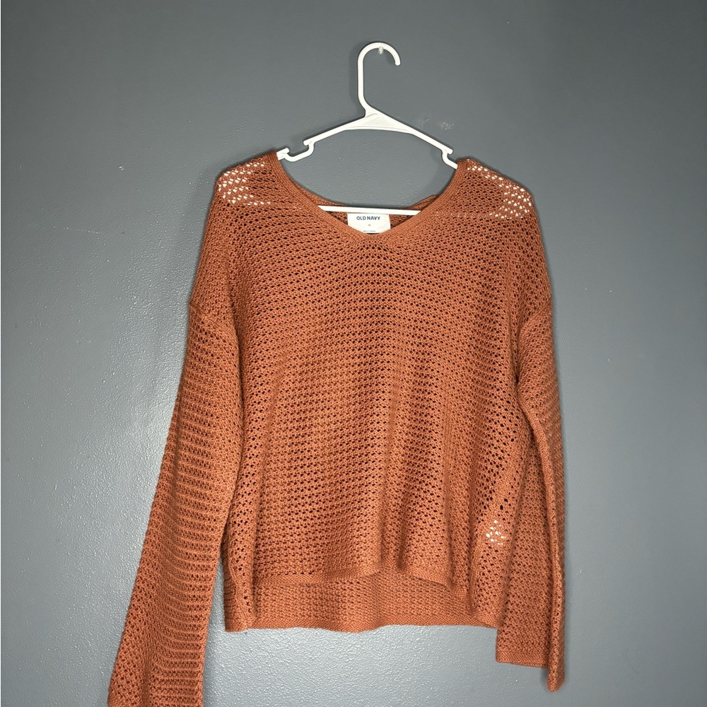 Old navy knitted sweater size small